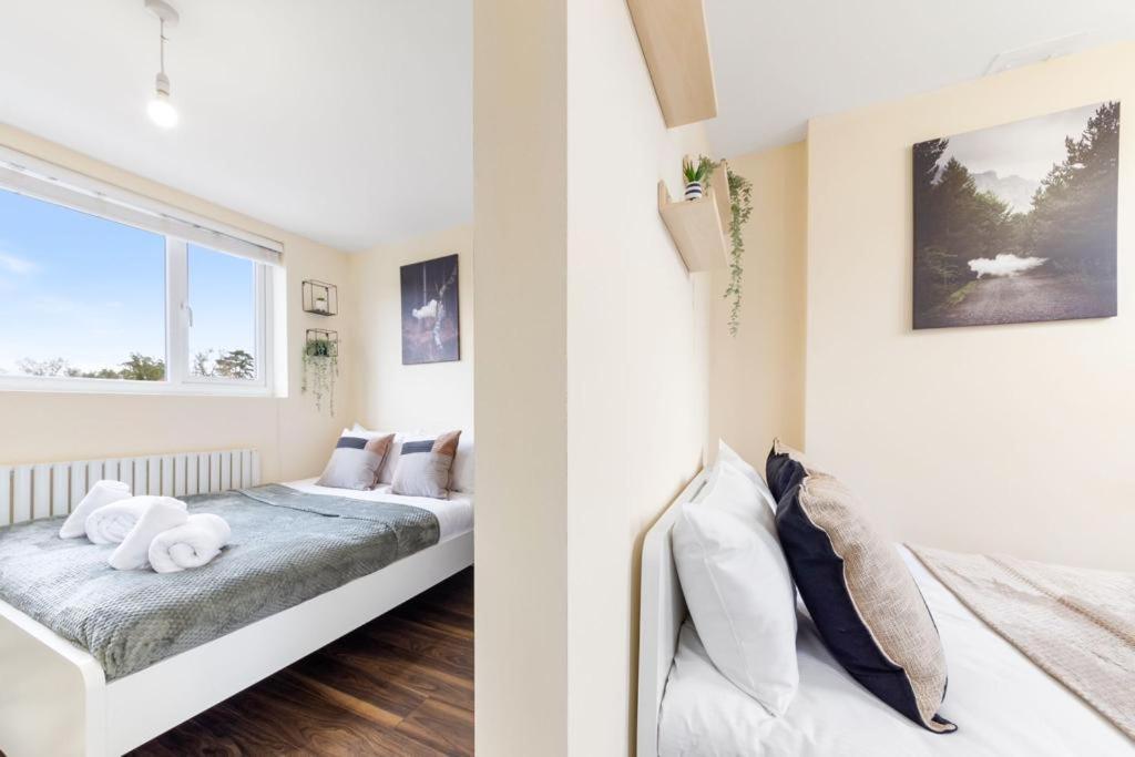 Isleworth Suites - Tw7 Екстер'єр фото